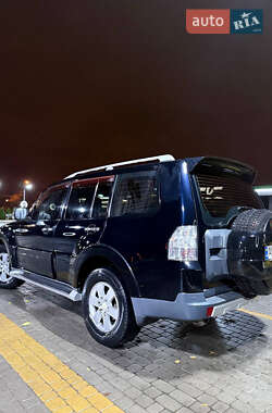 Позашляховик / Кросовер Mitsubishi Pajero Wagon 2008 в  фото 6 Позашляховик / Кросовер Mitsubishi Pajero Wagon 2008 в