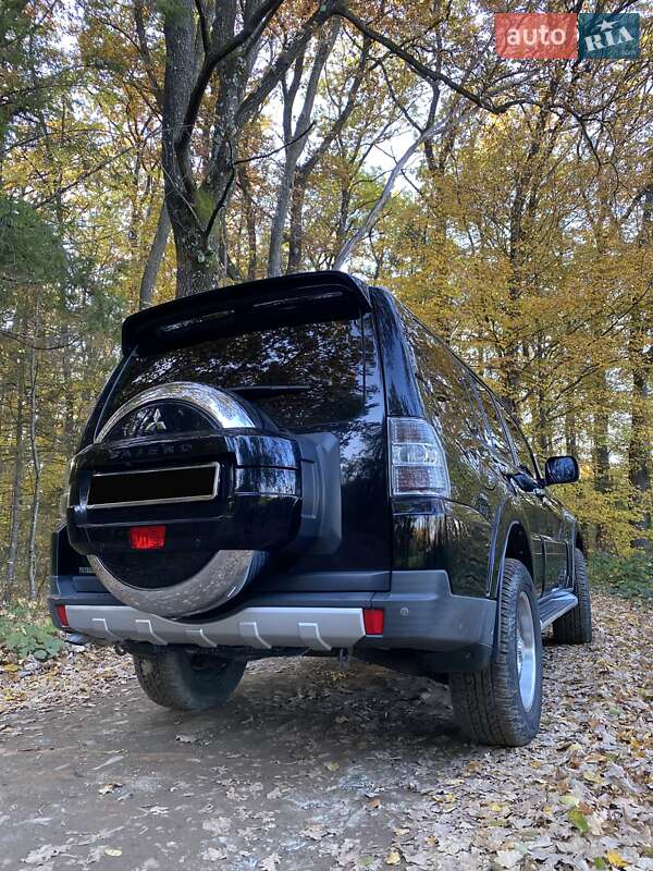 Внедорожник / Кроссовер Mitsubishi Pajero Wagon 2008 в Ивано-Франковске фото 11 Внедорожник / Кроссовер Mitsubishi Pajero Wagon 2008 в Ивано-Франковске