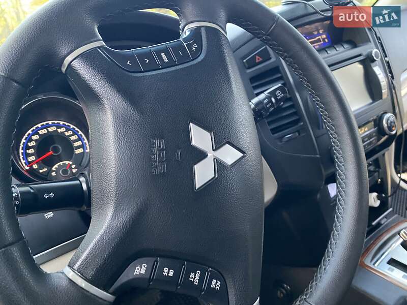 Внедорожник / Кроссовер Mitsubishi Pajero Wagon 2008 в Ивано-Франковске фото 33 Внедорожник / Кроссовер Mitsubishi Pajero Wagon 2008 в Ивано-Франковске