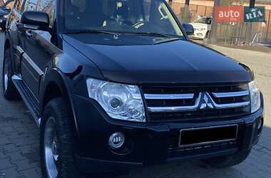 Позашляховик / Кросовер Mitsubishi Pajero Wagon 2008 в  фото 63 Позашляховик / Кросовер Mitsubishi Pajero Wagon 2008 в