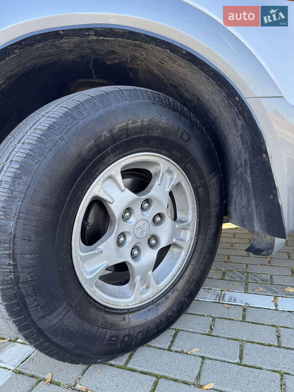Внедорожник / Кроссовер Mitsubishi Pajero Wagon 2002 в Тернополе фото 4 Внедорожник / Кроссовер Mitsubishi Pajero Wagon 2002 в Тернополе