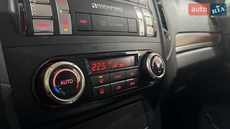 Позашляховик / Кросовер Mitsubishi Pajero Wagon 2012 в Ужгороді