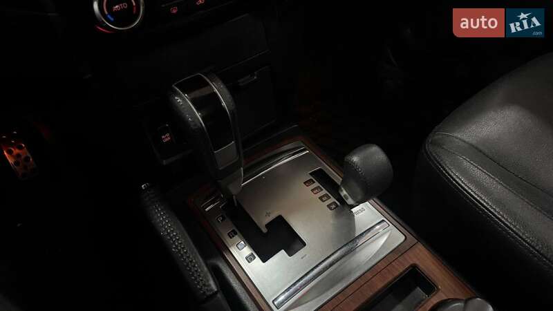 Позашляховик / Кросовер Mitsubishi Pajero Wagon 2012 в Ужгороді