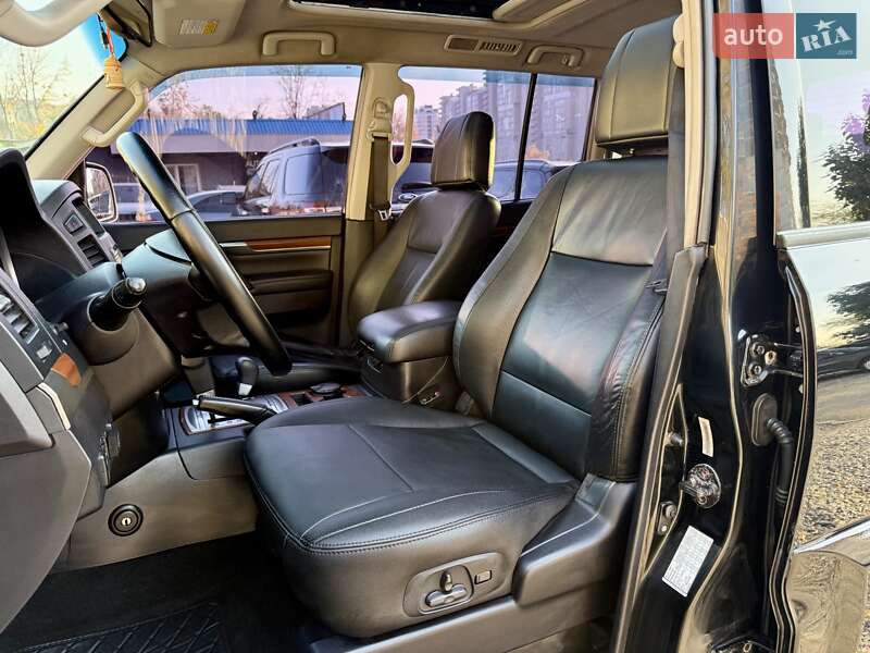 Внедорожник / Кроссовер Mitsubishi Pajero Wagon 2008 в Харькове фото 8 Внедорожник / Кроссовер Mitsubishi Pajero Wagon 2008 в Харькове