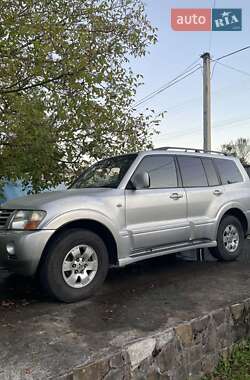 Позашляховик / Кросовер Mitsubishi Pajero Wagon 2005 в Ужгороді