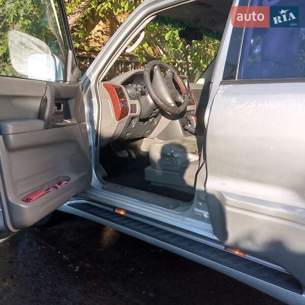 Позашляховик / Кросовер Mitsubishi Pajero Wagon 2005 в Ужгороді фото 11 Позашляховик / Кросовер Mitsubishi Pajero Wagon 2005 в Ужгороді
