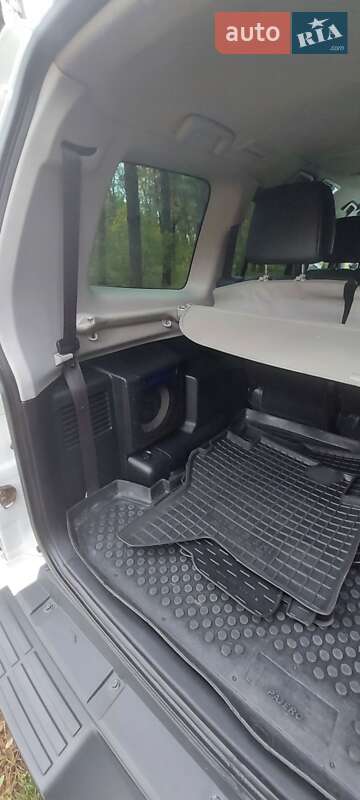 Внедорожник / Кроссовер Mitsubishi Pajero Wagon 2011 в Александрие