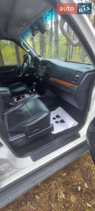 Внедорожник / Кроссовер Mitsubishi Pajero Wagon 2011 в Александрие