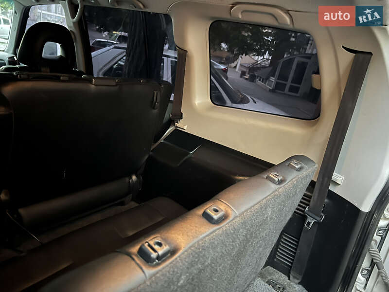 Внедорожник / Кроссовер Mitsubishi Pajero Wagon 2001 в Одессе фото 7 Внедорожник / Кроссовер Mitsubishi Pajero Wagon 2001 в Одессе