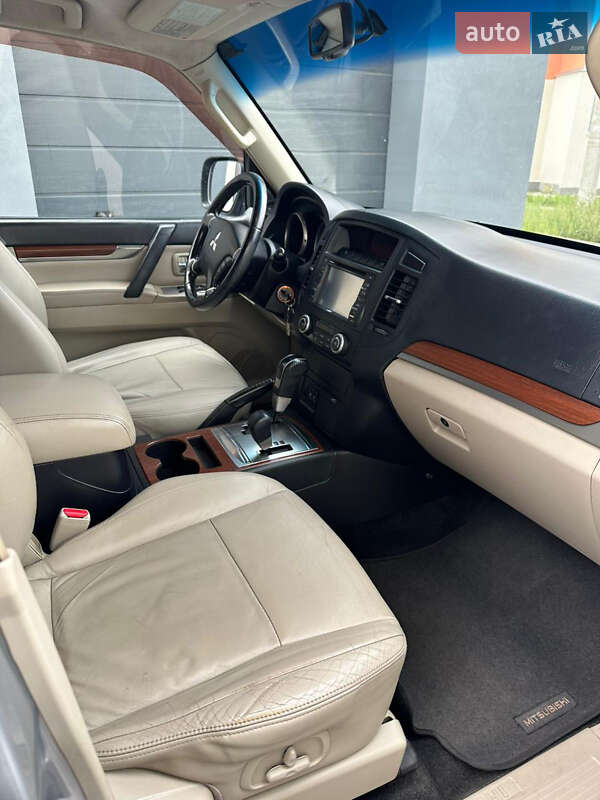 Внедорожник / Кроссовер Mitsubishi Pajero Wagon 2007 в Харькове фото 20 Внедорожник / Кроссовер Mitsubishi Pajero Wagon 2007 в Харькове
