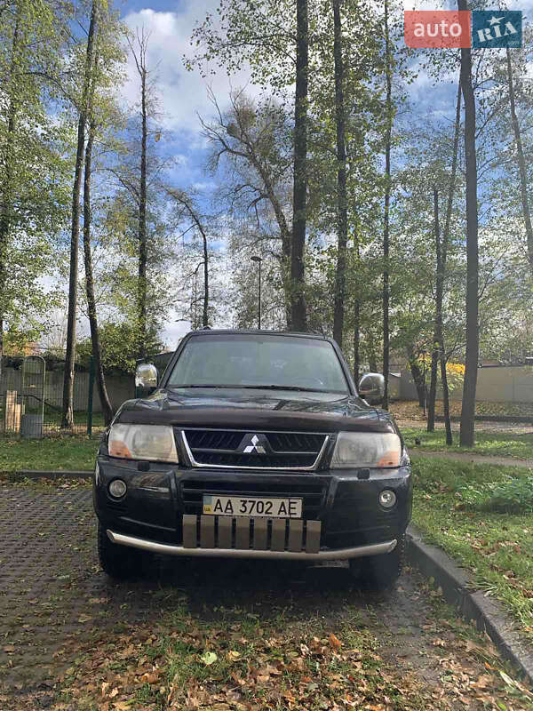 Внедорожник / Кроссовер Mitsubishi Pajero Wagon 2005 в Киеве фото 2 Внедорожник / Кроссовер Mitsubishi Pajero Wagon 2005 в Киеве