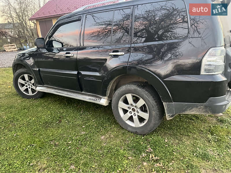 Позашляховик / Кросовер Mitsubishi Pajero Wagon 2008 в Львові