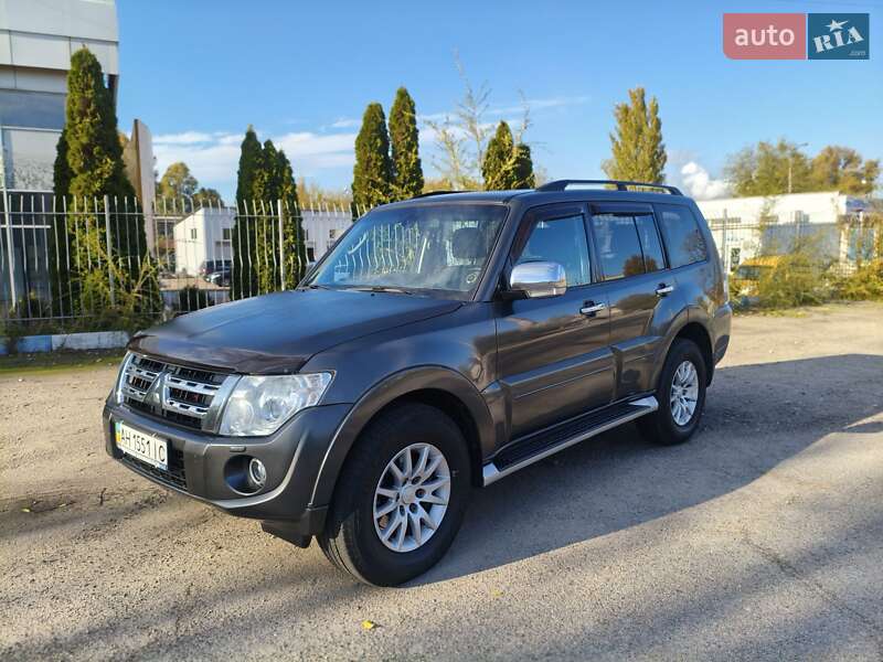 Внедорожник / Кроссовер Mitsubishi Pajero Wagon 2012 в Запорожье