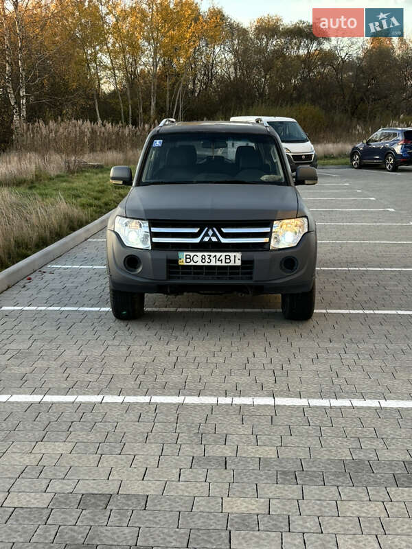 Позашляховик / Кросовер Mitsubishi Pajero Wagon 2008 в Львові