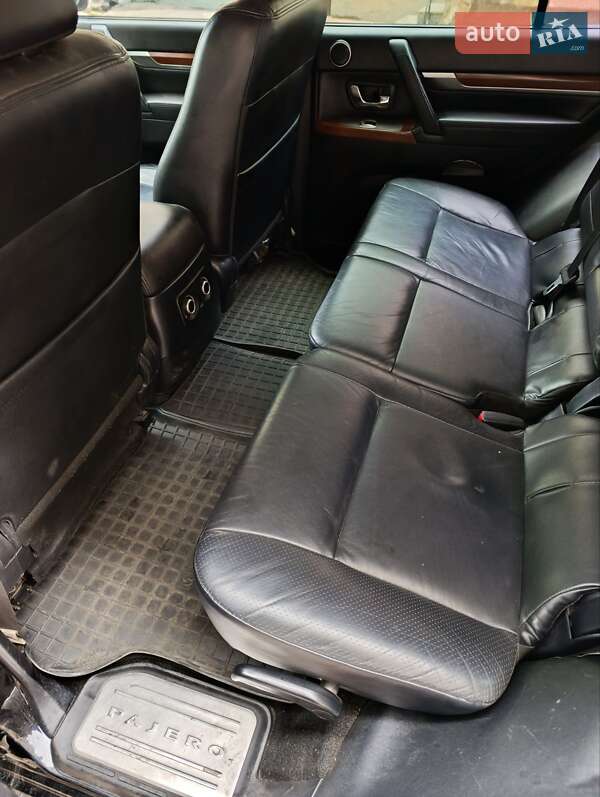 Внедорожник / Кроссовер Mitsubishi Pajero Wagon 2010 в Одессе фото 22 Внедорожник / Кроссовер Mitsubishi Pajero Wagon 2010 в Одессе