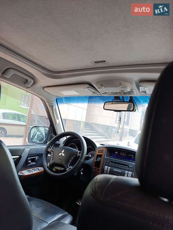 Внедорожник / Кроссовер Mitsubishi Pajero Wagon 2010 в Одессе фото 6 Внедорожник / Кроссовер Mitsubishi Pajero Wagon 2010 в Одессе