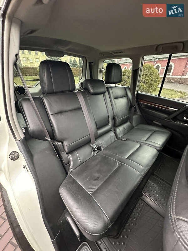 Позашляховик / Кросовер Mitsubishi Pajero Wagon 2009 в Дніпрі фото 34 Позашляховик / Кросовер Mitsubishi Pajero Wagon 2009 в Дніпрі