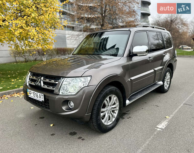 Внедорожник / Кроссовер Mitsubishi Pajero Wagon 2013 в Киеве фото 14 Внедорожник / Кроссовер Mitsubishi Pajero Wagon 2013 в Киеве