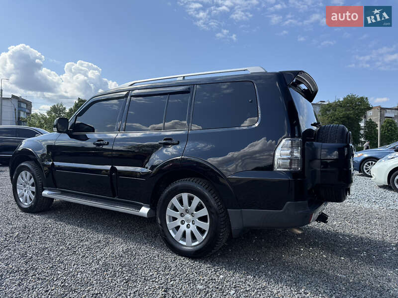 Внедорожник / Кроссовер Mitsubishi Pajero Wagon 2007 в Кременце