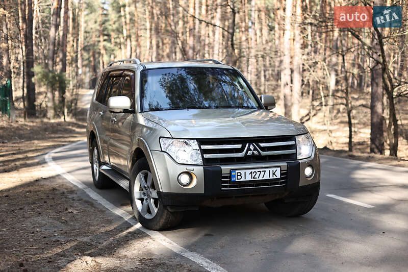 Позашляховик / Кросовер Mitsubishi Pajero Wagon 2007 в Полтаві фото 2 Позашляховик / Кросовер Mitsubishi Pajero Wagon 2007 в Полтаві