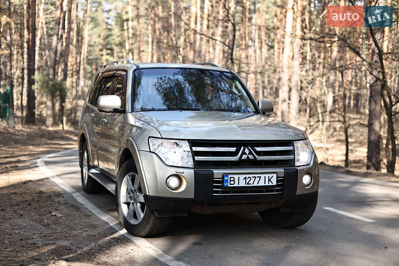 Позашляховик / Кросовер Mitsubishi Pajero Wagon 2007 в Полтаві фото 17 Позашляховик / Кросовер Mitsubishi Pajero Wagon 2007 в Полтаві