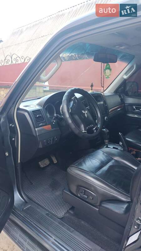 Внедорожник / Кроссовер Mitsubishi Pajero Wagon 2008 в Ивано-Франковске