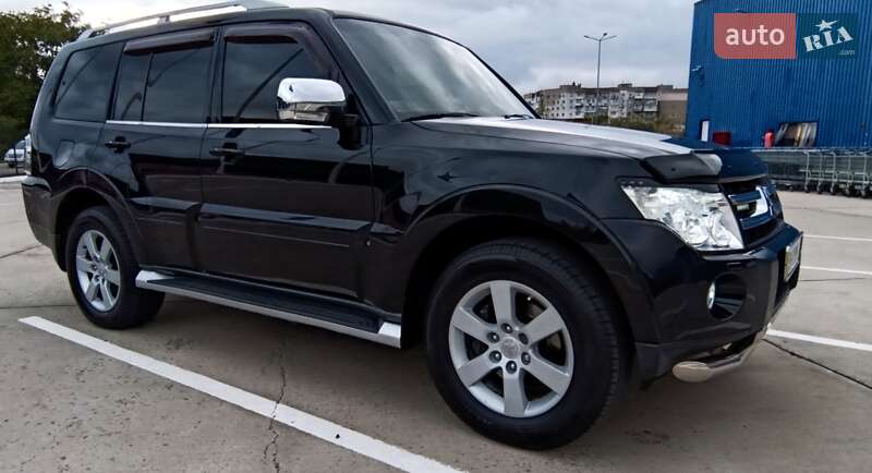 Позашляховик / Кросовер Mitsubishi Pajero Wagon 2008 в Одесі