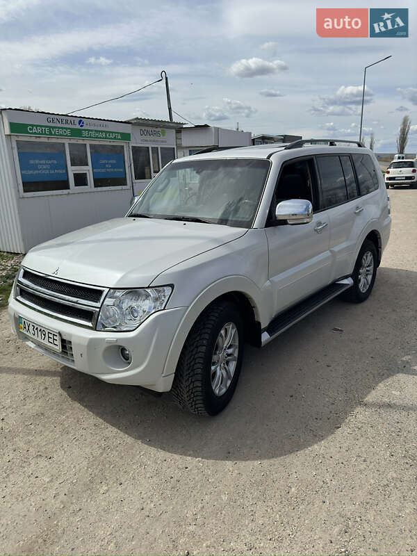 Позашляховик / Кросовер Mitsubishi Pajero Wagon 2014 в Білгороді-Дністровському фото Позашляховик / Кросовер Mitsubishi Pajero Wagon 2014 в Білгороді-Дністровському