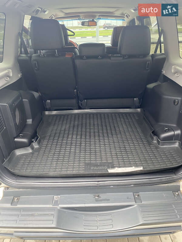 Позашляховик / Кросовер Mitsubishi Pajero Wagon 2011 в Харкові фото 11 Позашляховик / Кросовер Mitsubishi Pajero Wagon 2011 в Харкові