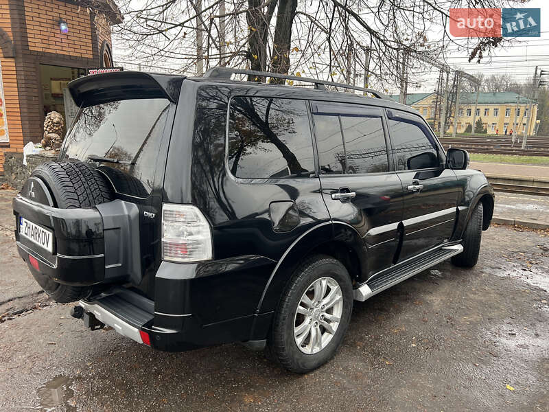 Внедорожник / Кроссовер Mitsubishi Pajero Wagon 2012 в Лозовой фото 4 Внедорожник / Кроссовер Mitsubishi Pajero Wagon 2012 в Лозовой