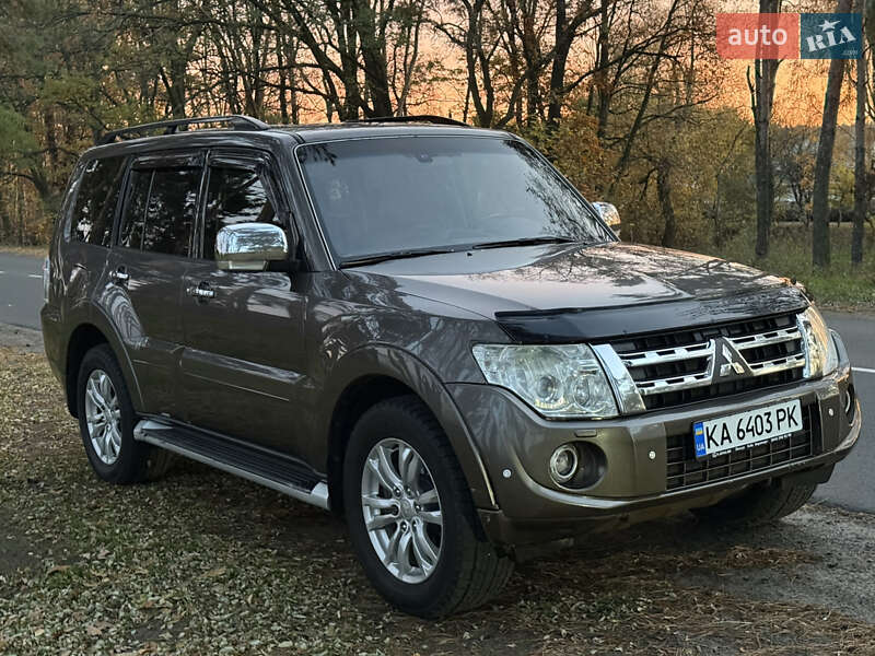 Позашляховик / Кросовер Mitsubishi Pajero Wagon 2013 в Черкасах фото 17 Позашляховик / Кросовер Mitsubishi Pajero Wagon 2013 в Черкасах