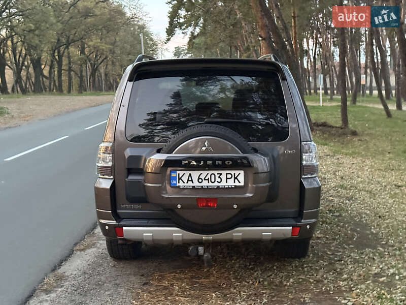 Позашляховик / Кросовер Mitsubishi Pajero Wagon 2013 в Черкасах фото 21 Позашляховик / Кросовер Mitsubishi Pajero Wagon 2013 в Черкасах