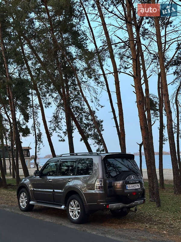 Позашляховик / Кросовер Mitsubishi Pajero Wagon 2013 в Черкасах фото 38 Позашляховик / Кросовер Mitsubishi Pajero Wagon 2013 в Черкасах