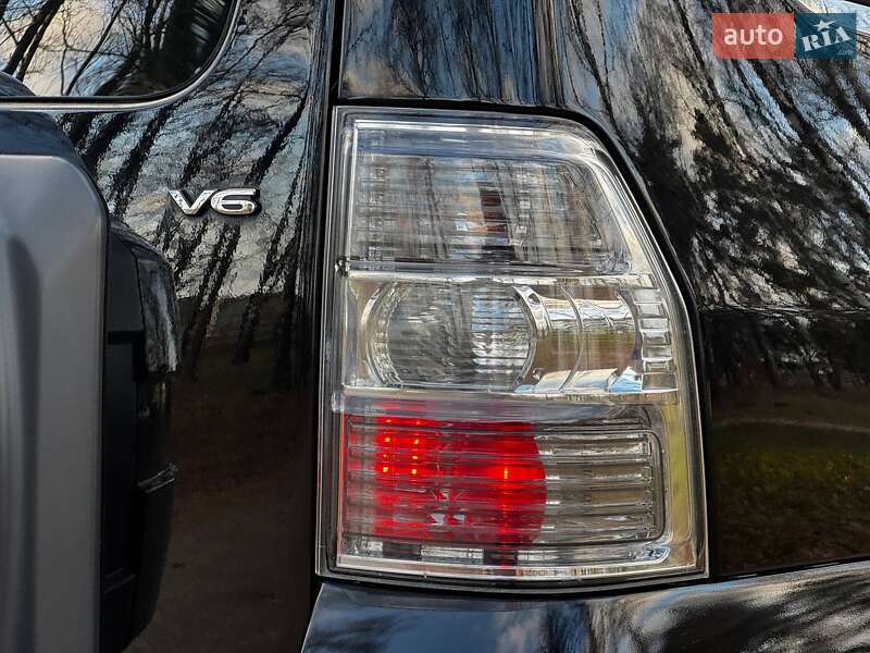 Позашляховик / Кросовер Mitsubishi Pajero Wagon 2008 в Охтирці фото 17 Позашляховик / Кросовер Mitsubishi Pajero Wagon 2008 в Охтирці