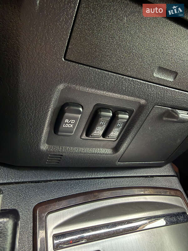 Позашляховик / Кросовер Mitsubishi Pajero Wagon 2013 в Черкасах фото 58 Позашляховик / Кросовер Mitsubishi Pajero Wagon 2013 в Черкасах