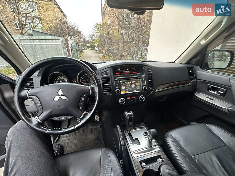 Позашляховик / Кросовер Mitsubishi Pajero Wagon 2013 в Черкасах фото 65 Позашляховик / Кросовер Mitsubishi Pajero Wagon 2013 в Черкасах