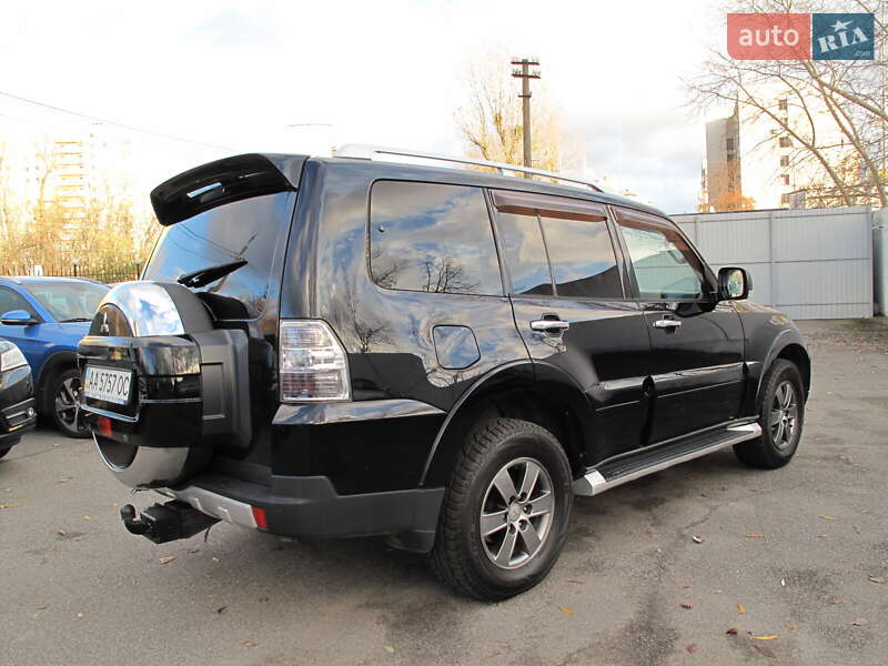 Внедорожник / Кроссовер Mitsubishi Pajero Wagon 2007 в Киеве фото 6 Внедорожник / Кроссовер Mitsubishi Pajero Wagon 2007 в Киеве