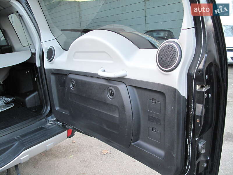 Внедорожник / Кроссовер Mitsubishi Pajero Wagon 2007 в Киеве фото 37 Внедорожник / Кроссовер Mitsubishi Pajero Wagon 2007 в Киеве