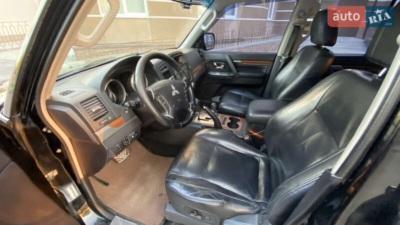 Позашляховик / Кросовер Mitsubishi Pajero Wagon 2008 в Харкові