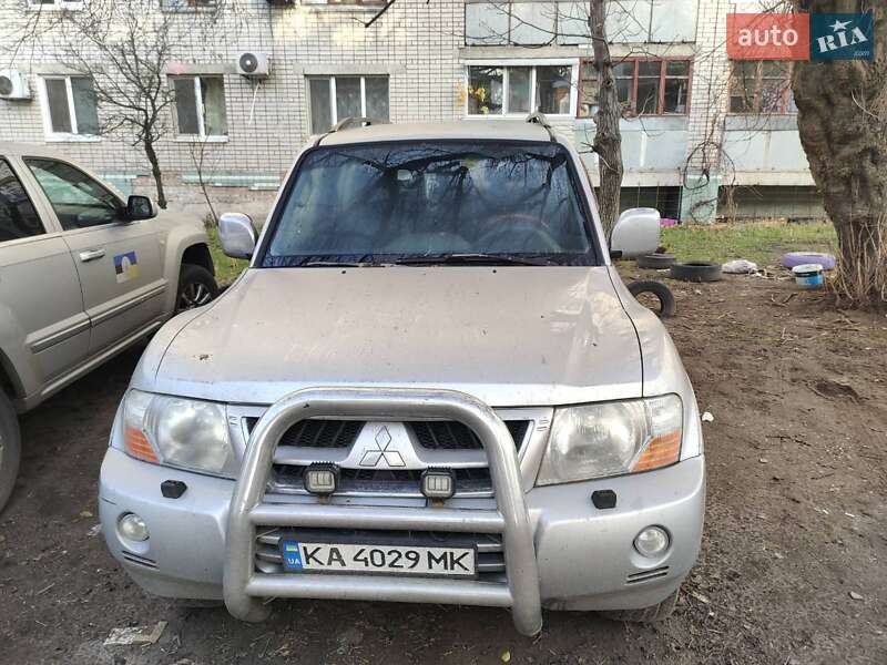 Внедорожник / Кроссовер Mitsubishi Pajero Wagon 2005 в Днепре