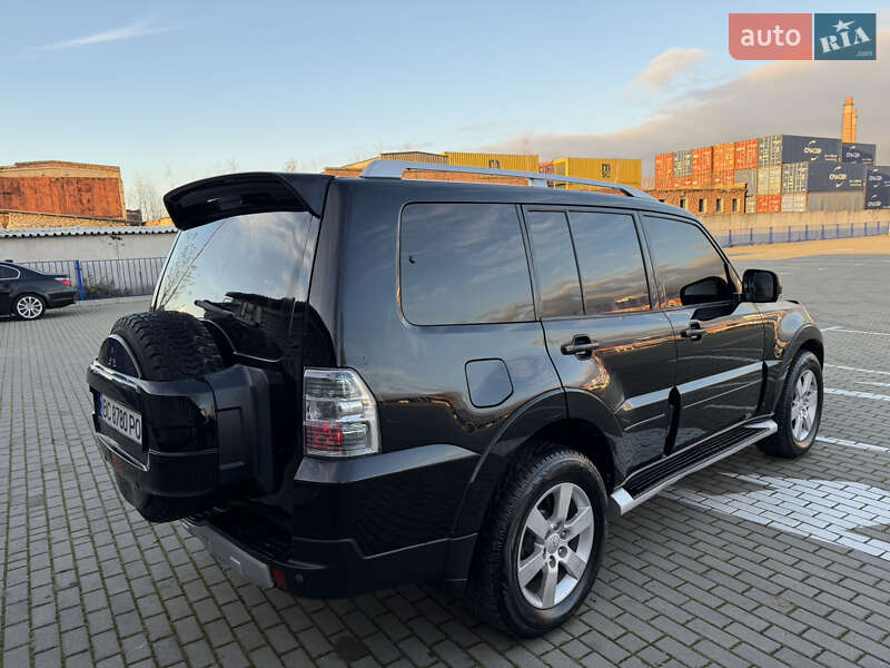 Внедорожник / Кроссовер Mitsubishi Pajero Wagon 2008 в Тернополе