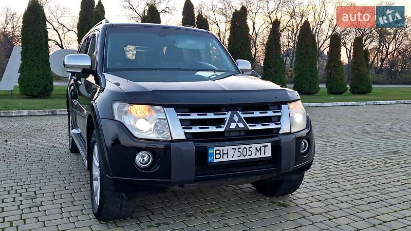 Внедорожник / Кроссовер Mitsubishi Pajero Wagon 2010 в Одессе