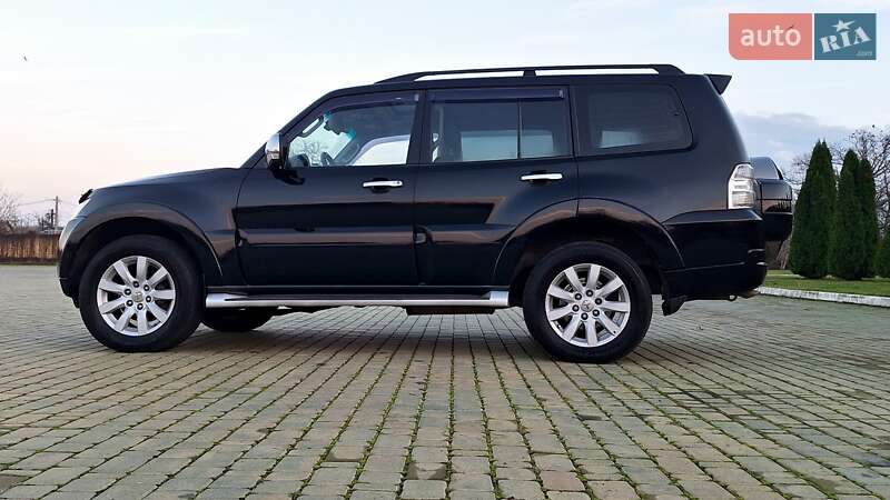 Внедорожник / Кроссовер Mitsubishi Pajero Wagon 2010 в Одессе