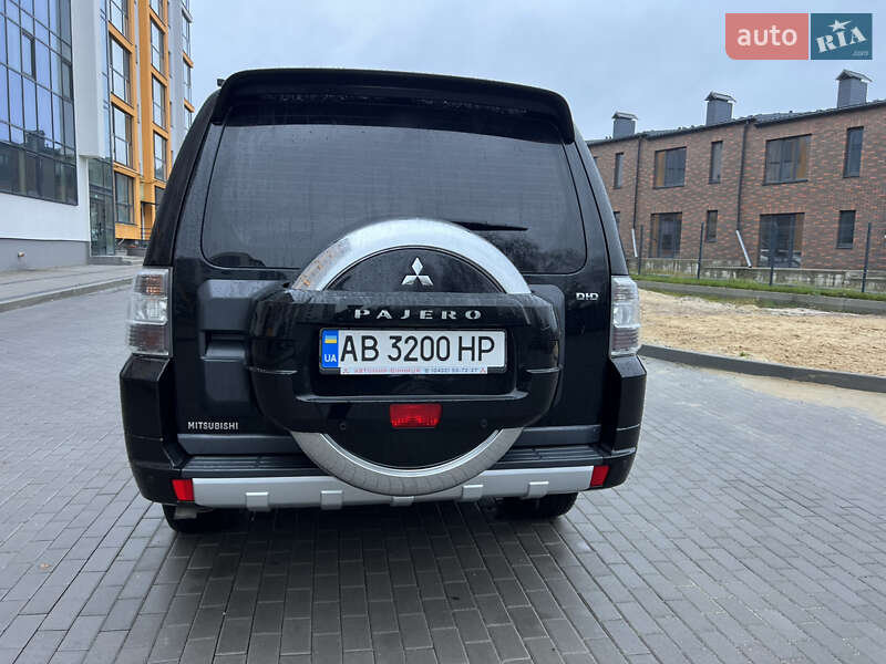 Внедорожник / Кроссовер Mitsubishi Pajero Wagon 2012 в Виннице