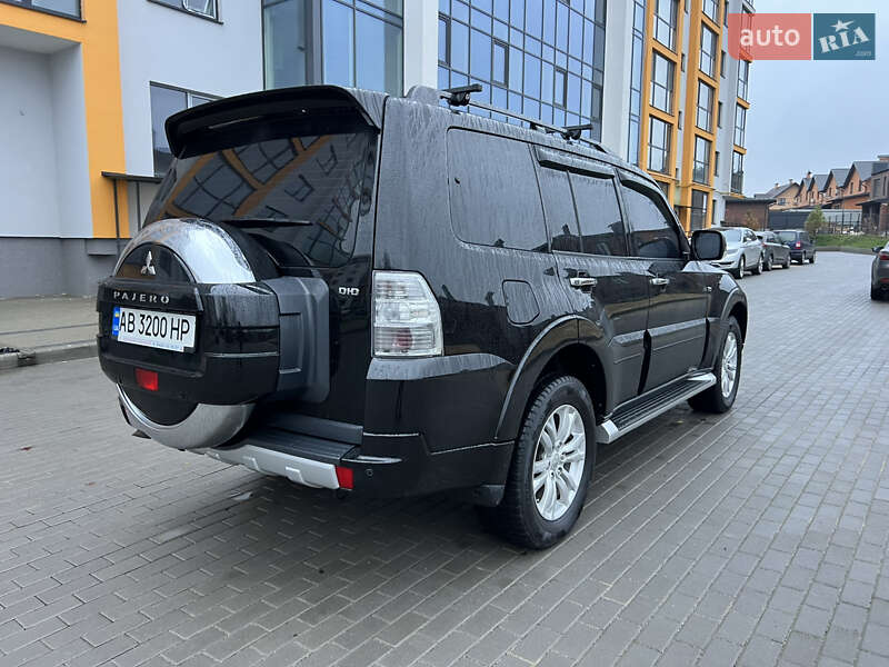 Внедорожник / Кроссовер Mitsubishi Pajero Wagon 2012 в Виннице