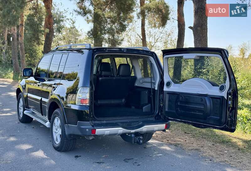 Внедорожник / Кроссовер Mitsubishi Pajero Wagon 2008 в Киеве фото 8 Внедорожник / Кроссовер Mitsubishi Pajero Wagon 2008 в Киеве