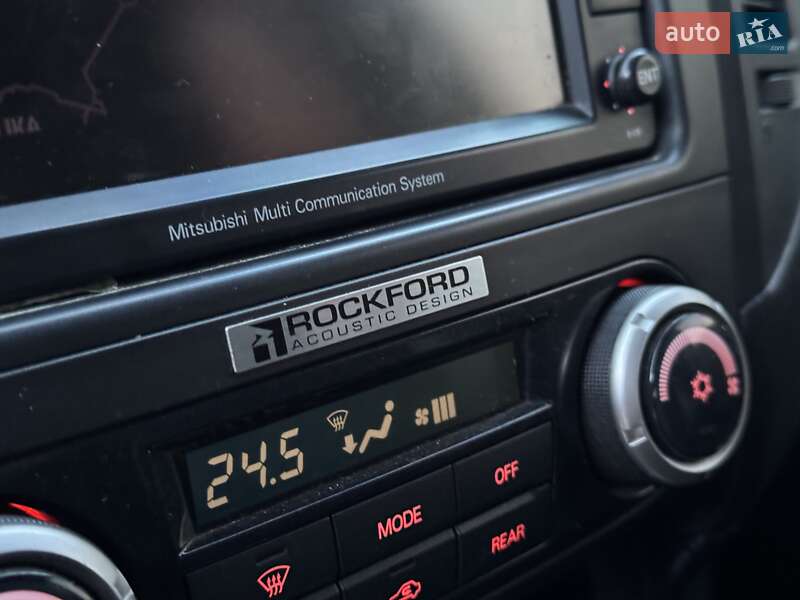 Внедорожник / Кроссовер Mitsubishi Pajero Wagon 2010 в Сарнах