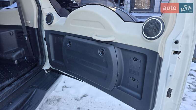 Внедорожник / Кроссовер Mitsubishi Pajero Wagon 2013 в Львове