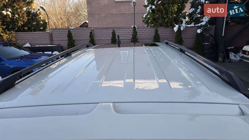 Внедорожник / Кроссовер Mitsubishi Pajero Wagon 2013 в Львове