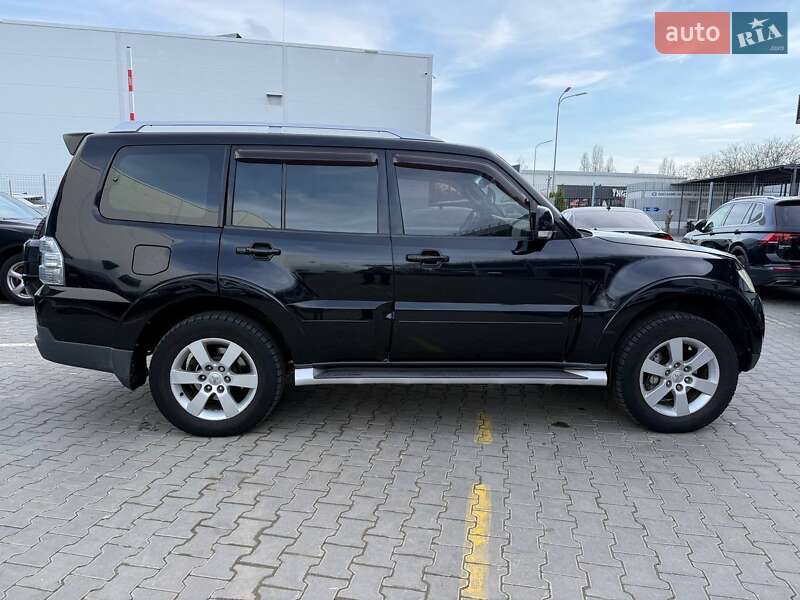 Внедорожник / Кроссовер Mitsubishi Pajero Wagon 2007 в Одессе фото 7 Внедорожник / Кроссовер Mitsubishi Pajero Wagon 2007 в Одессе